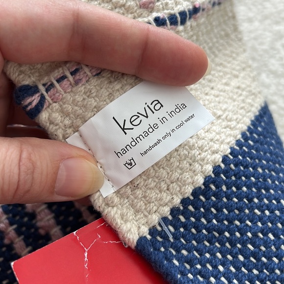 Kevia table or floor accent runner rug - Picture 6 of 6